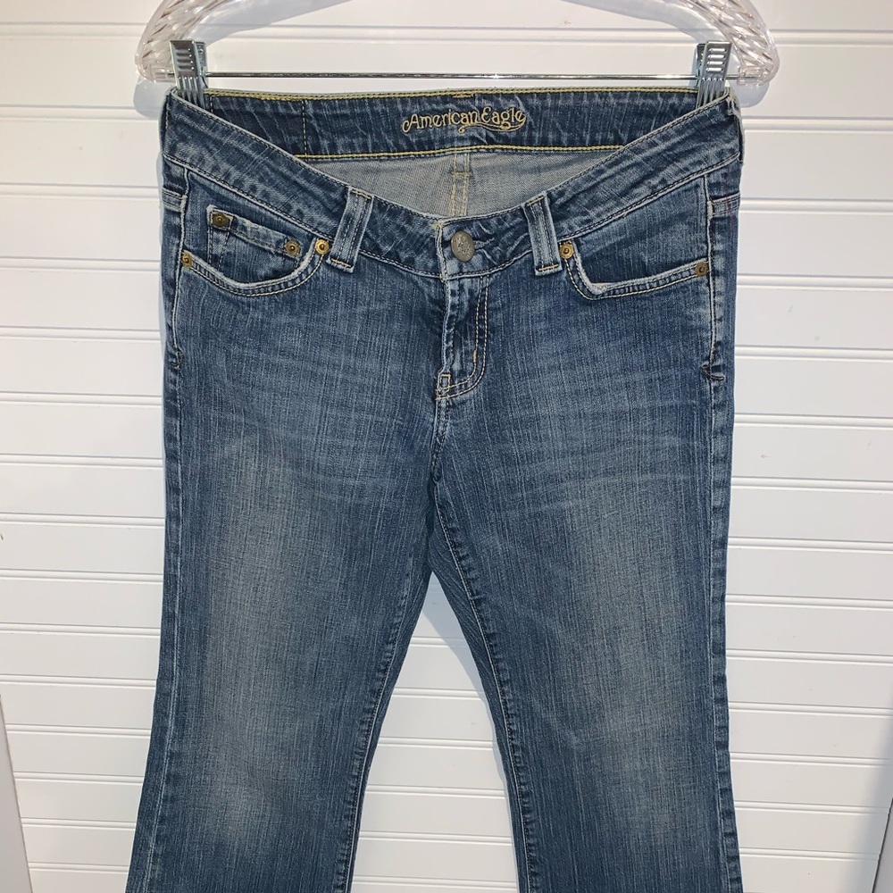 American Eagle Women’s Boyfriend 77 Jeans Size 6 Short!